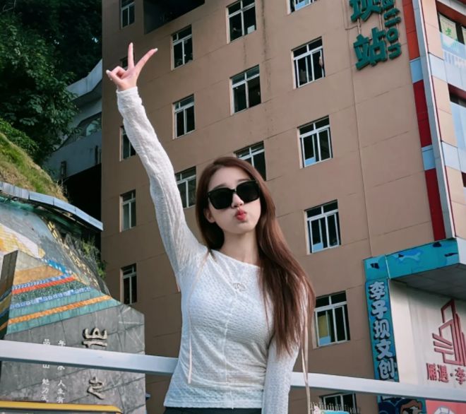 路线 三天两晚旅游攻略｜解锁奇妙旅程球盟会体育平台大学生畅游重庆3天具体(图1)