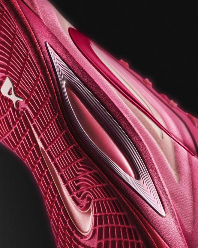 突然发布！搭载「全新缓震科技」！球盟会最新Nike「巨星签名鞋」(图8)