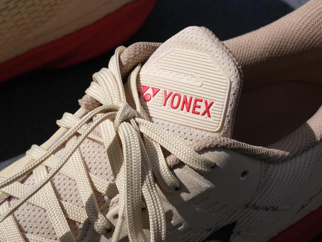 春季新款网球鞋——网球爱好者的全能之选YONEX AD Accel 2025(图2)