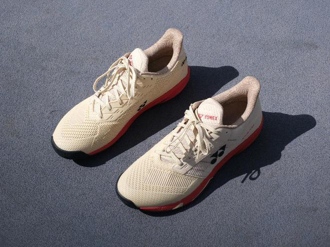 春季新款网球鞋——网球爱好者的全能之选YONEX AD Accel 2025(图3)