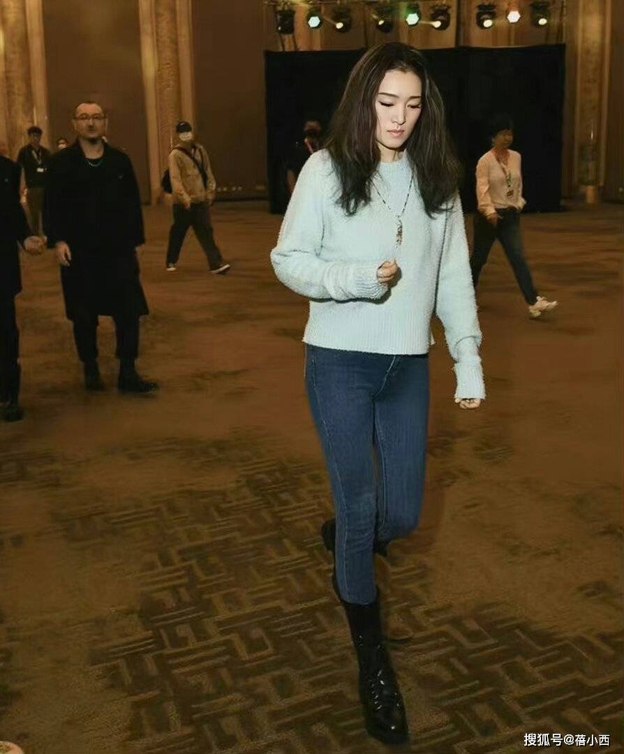 子配短裤如少女老公似少年巩俐和老公在国外线的鞋(图7) 子配短裤如少女老公似少年巩俐和老公在国外线的鞋(图7)